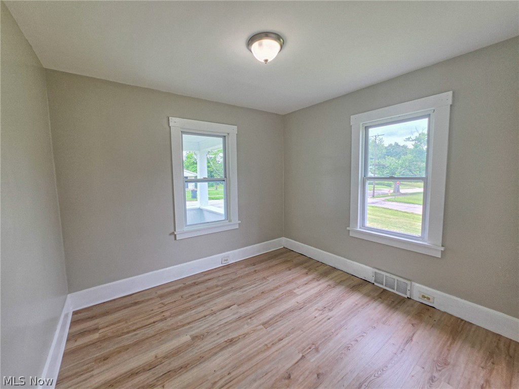 875 Cameron Avenue Property Photo 23