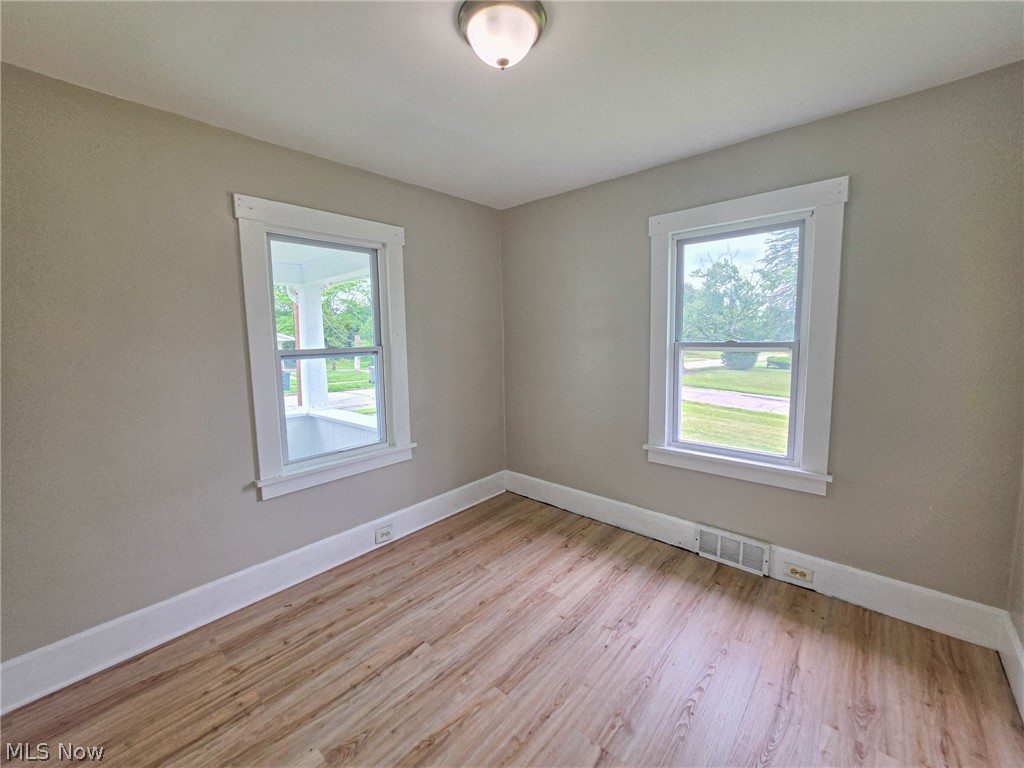 875 Cameron Avenue Property Photo 26