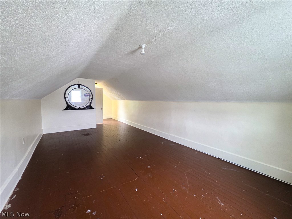 875 Cameron Avenue Property Photo 27