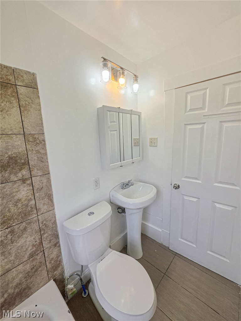 875 Cameron Avenue Property Photo 31