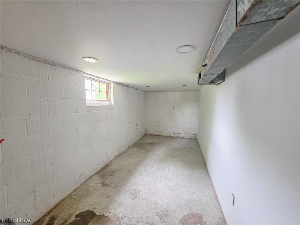 875 Cameron Avenue Property Photo 33