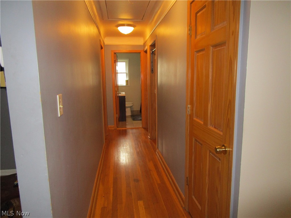 434 Douglas Boulevard Property Photo 8