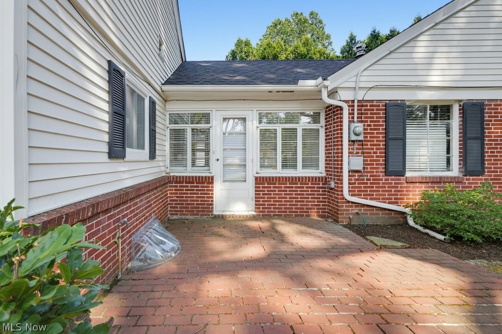 2468 Ridgewood Road Property Photo 8
