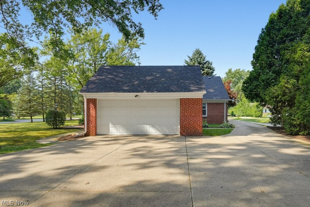 2468 Ridgewood Road Property Photo 44