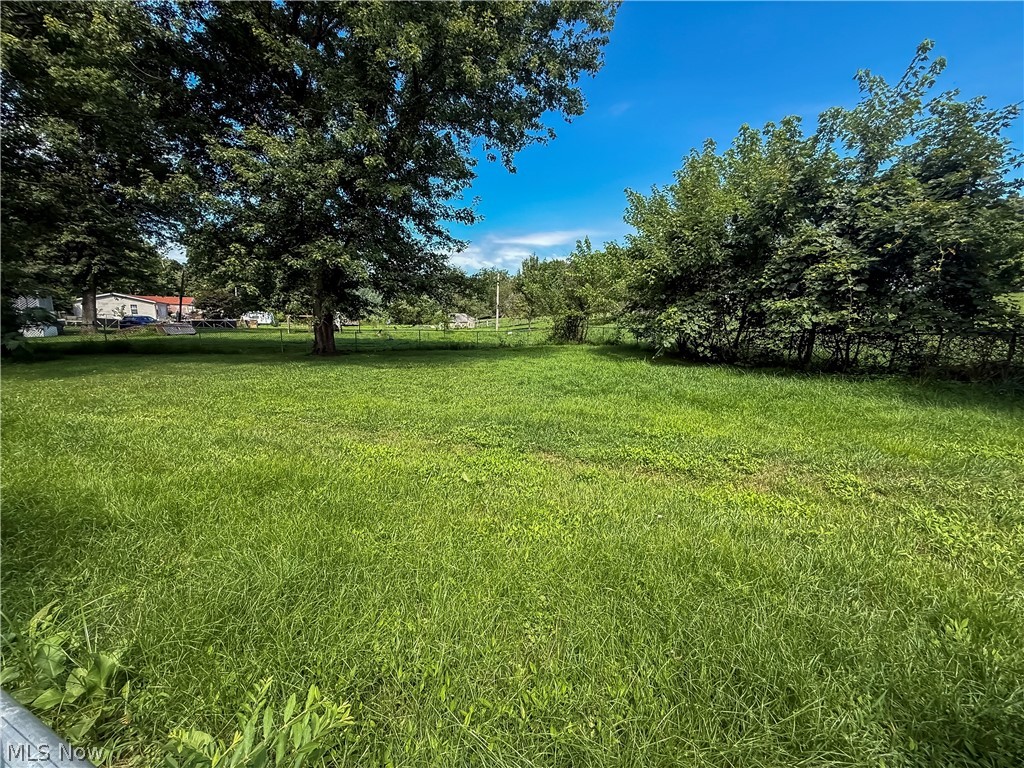 825 Hannaman Property Photo 18