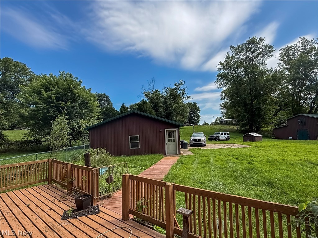 825 Hannaman Property Photo 19