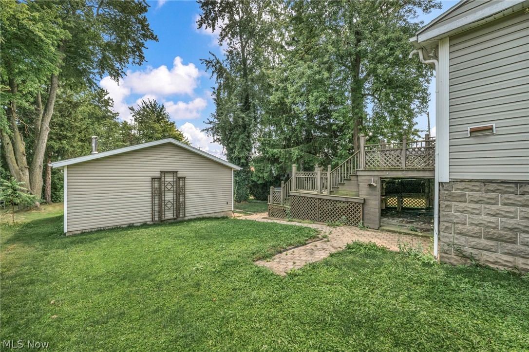 308 Castalia Street Property Photo 9