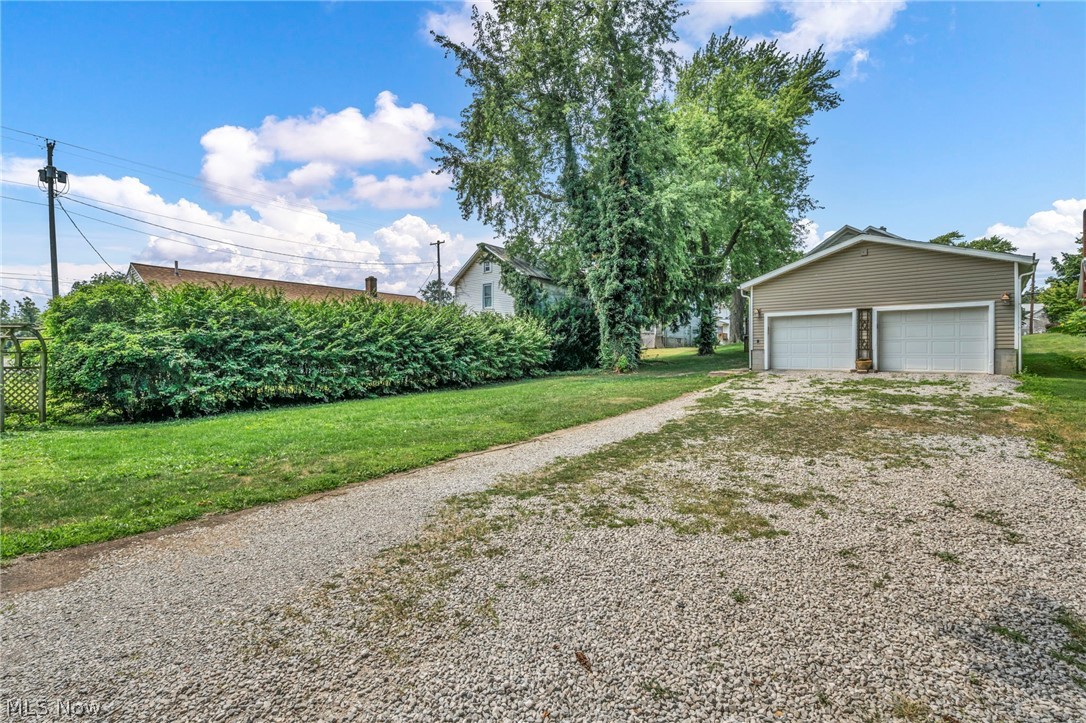 308 Castalia Street Property Photo 14