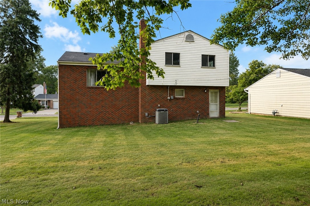 6221 Sequoia Drive Property Photo 11
