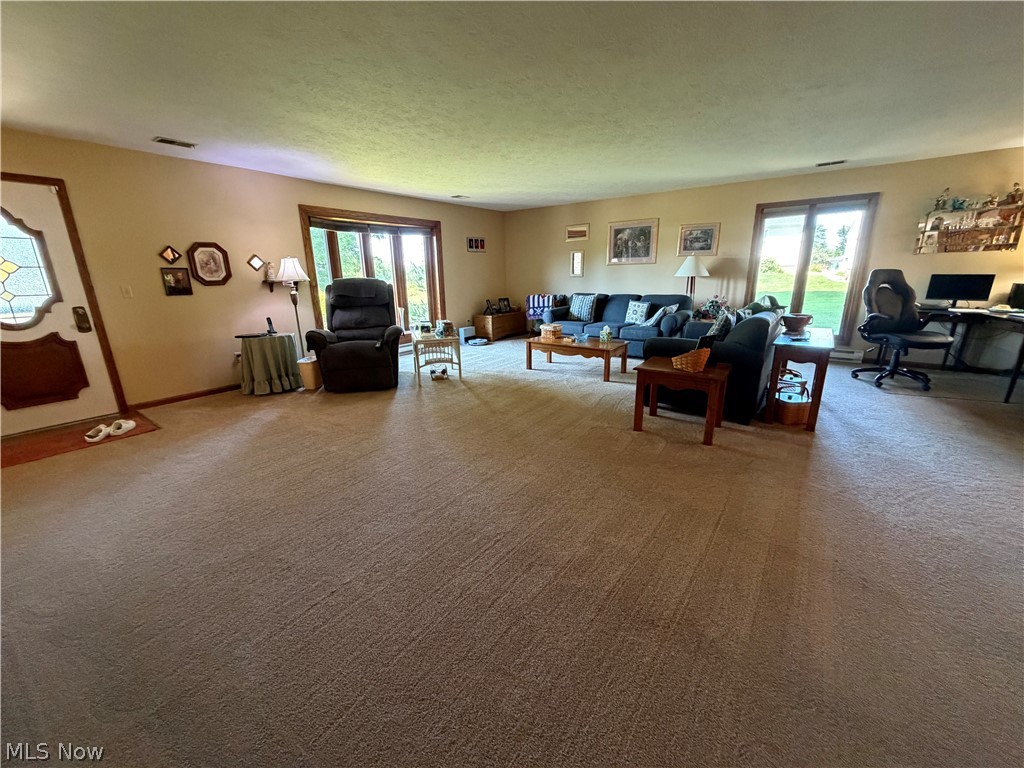 5234636 Property Photo 3