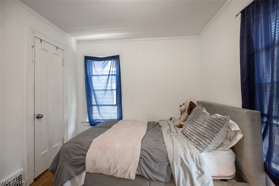 970 Whitby Road Property Photo 12