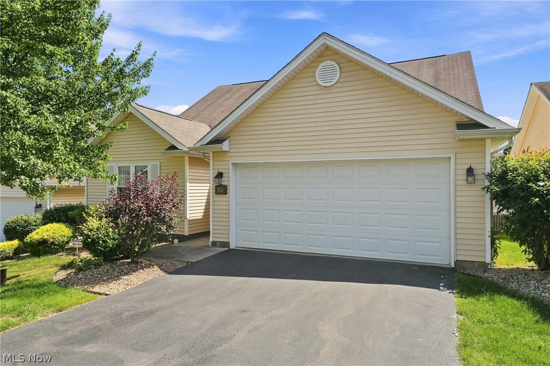 843 Cedar Way Property Photo 1