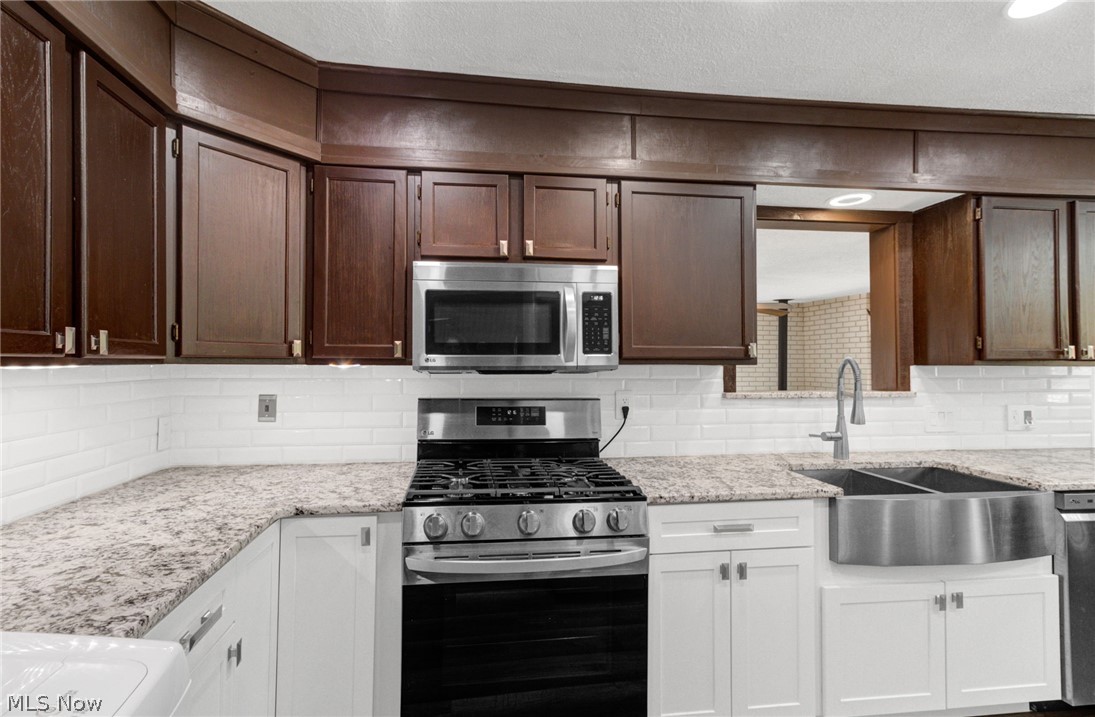 411 E Mohawk Drive Property Photo 14