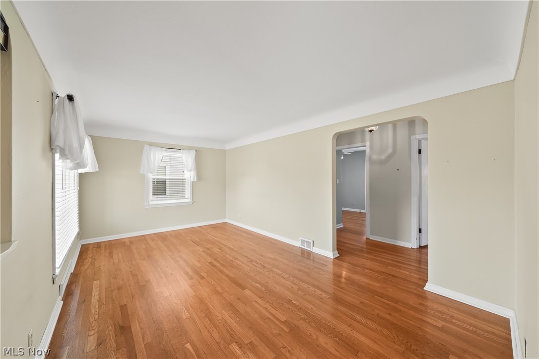 7902 Dorothy Avenue Property Photo 4