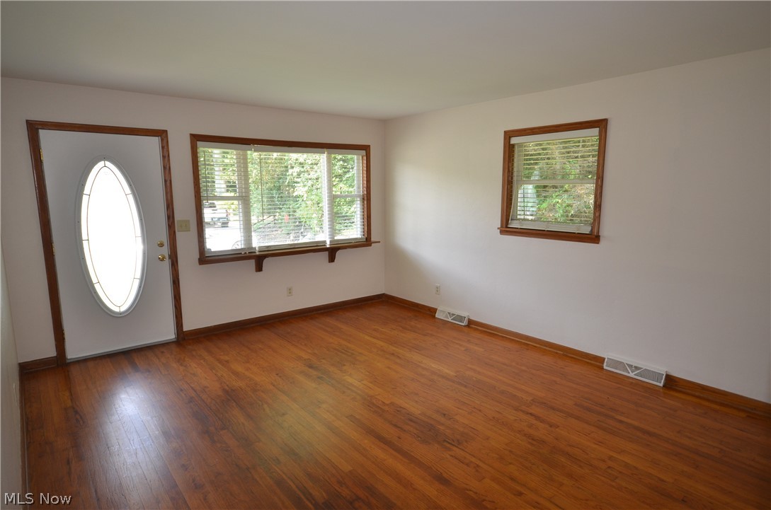 2910 Farmdale Road Property Photo 7