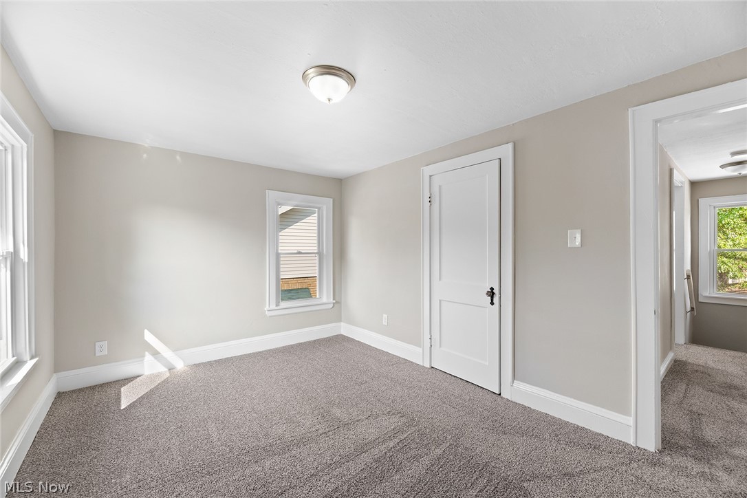 677 Eastland Avenue Property Photo 15