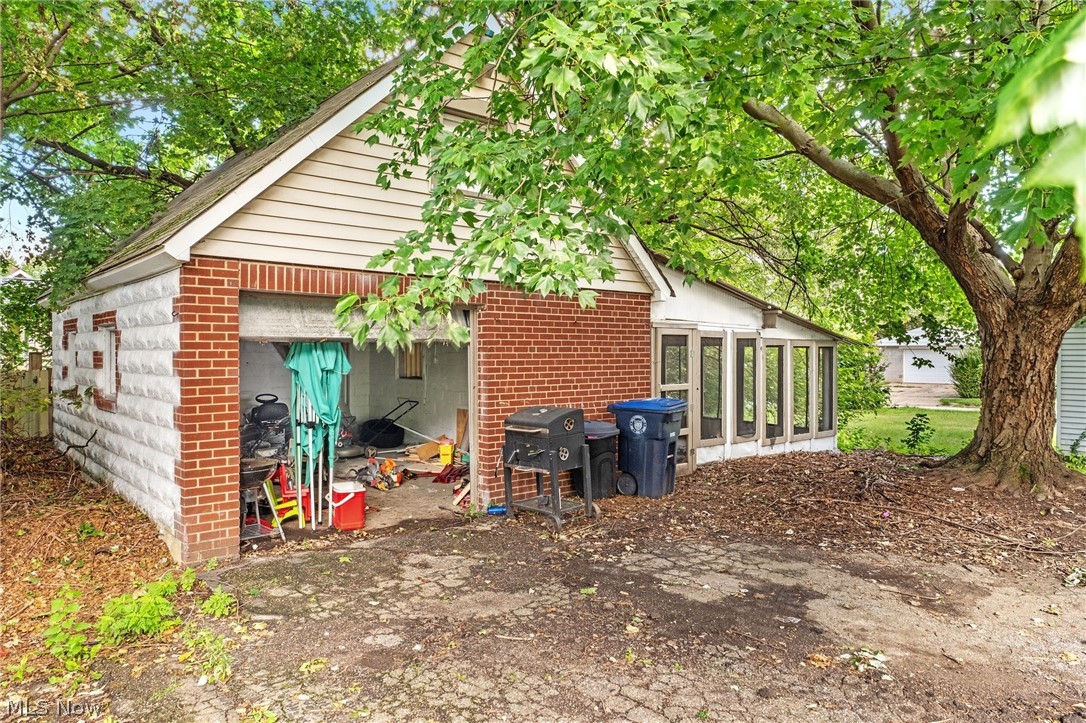 1228 Beardsley Street Property Photo 30