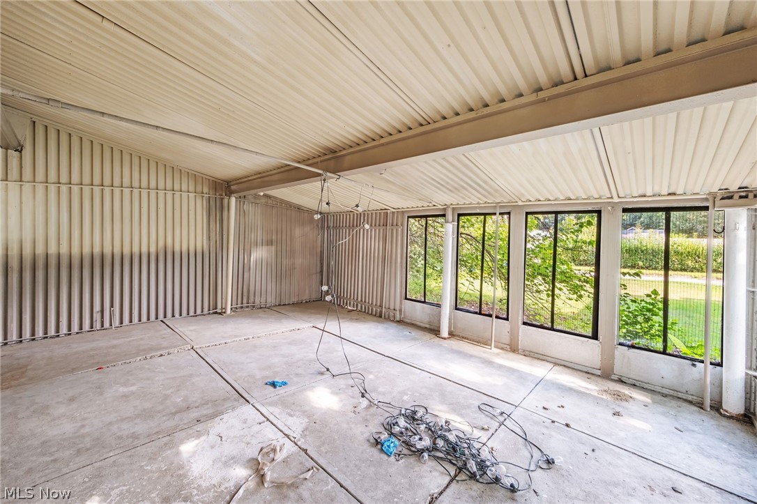1228 Beardsley Street Property Photo 31