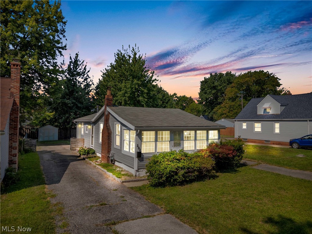 290 E 317th Street Property Photo 8