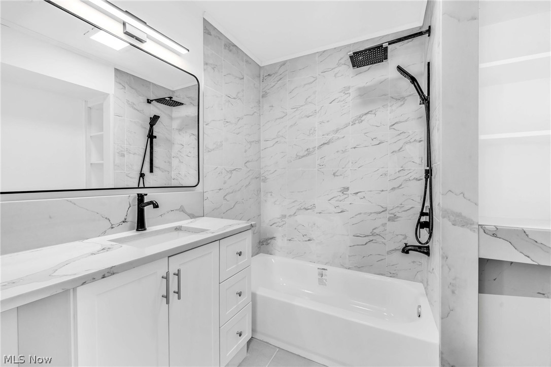 290 E 317th Street Property Photo 24