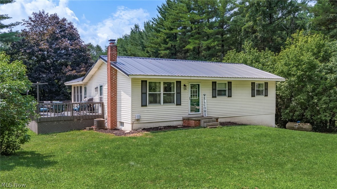 4280 Red Bud Road Property Photo 1