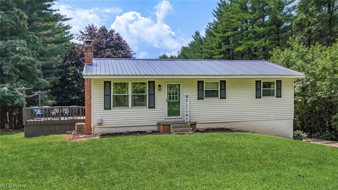4280 Red Bud Road Property Photo 2
