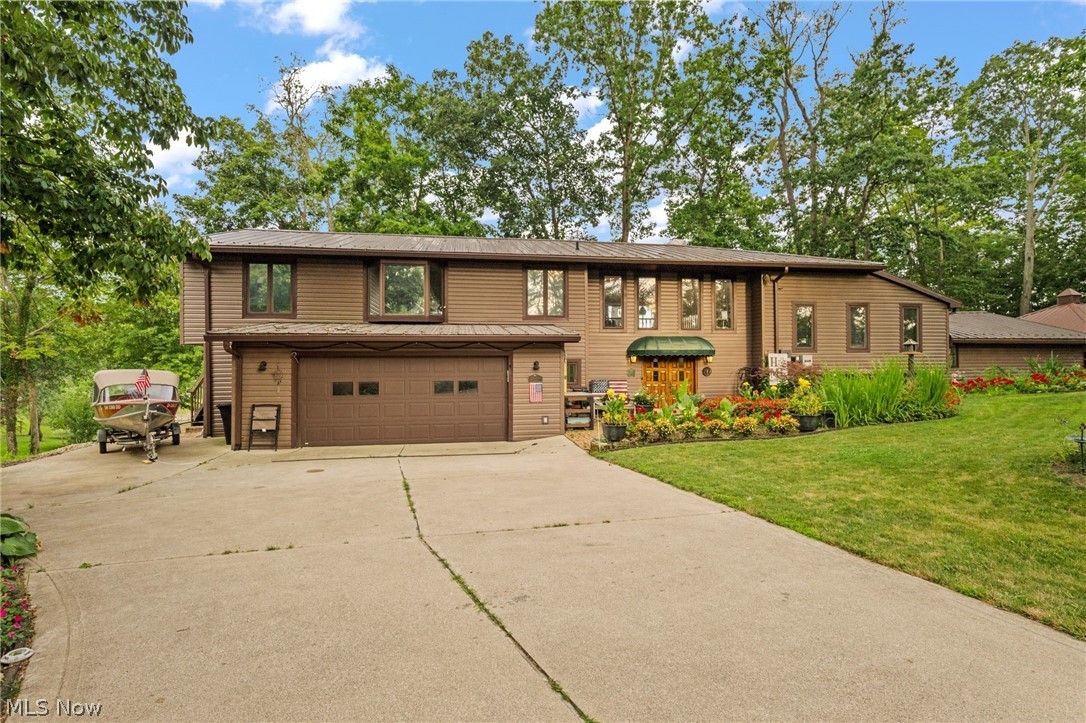 910 Pike Drive Property Photo 1