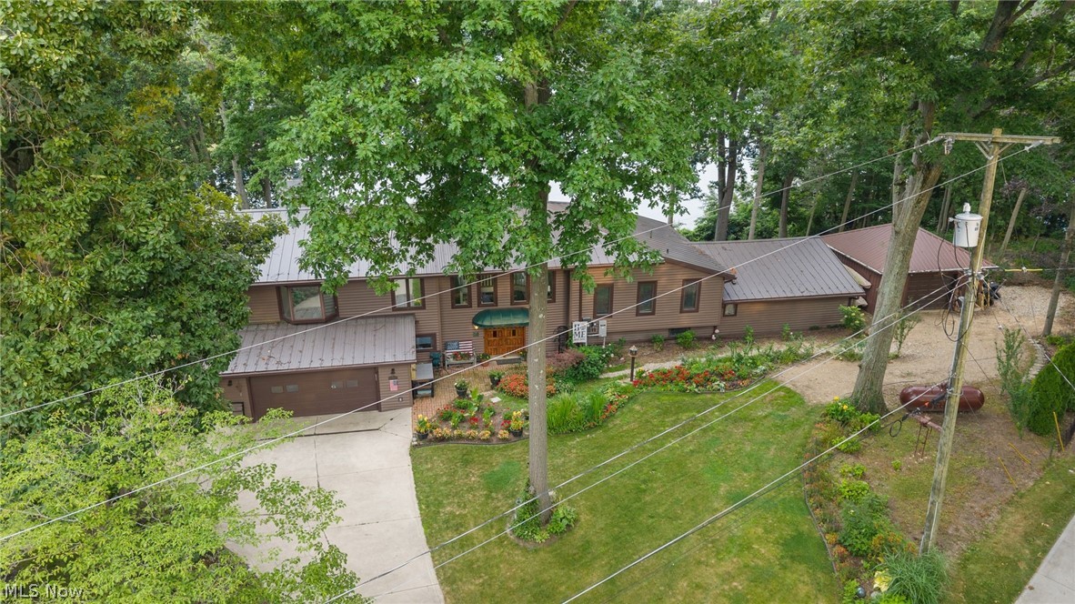 910 Pike Drive Property Photo 3