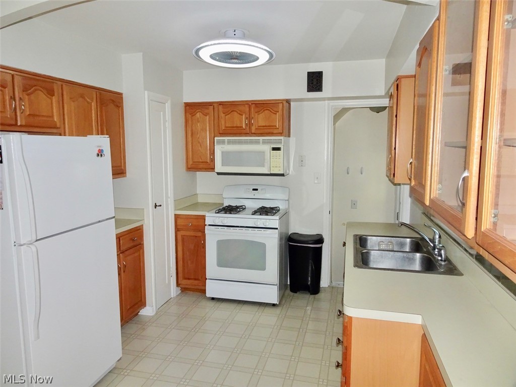 1610 Mayview Avenue Property Photo 8