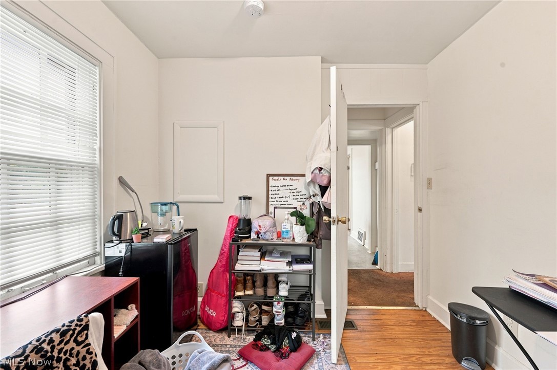642 E Summit Street Property Photo 17
