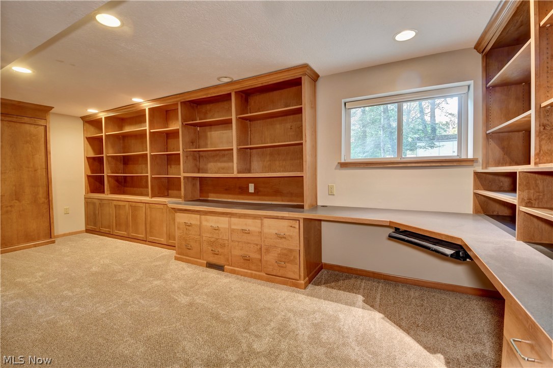 3136 Englewood Drive Property Photo 22
