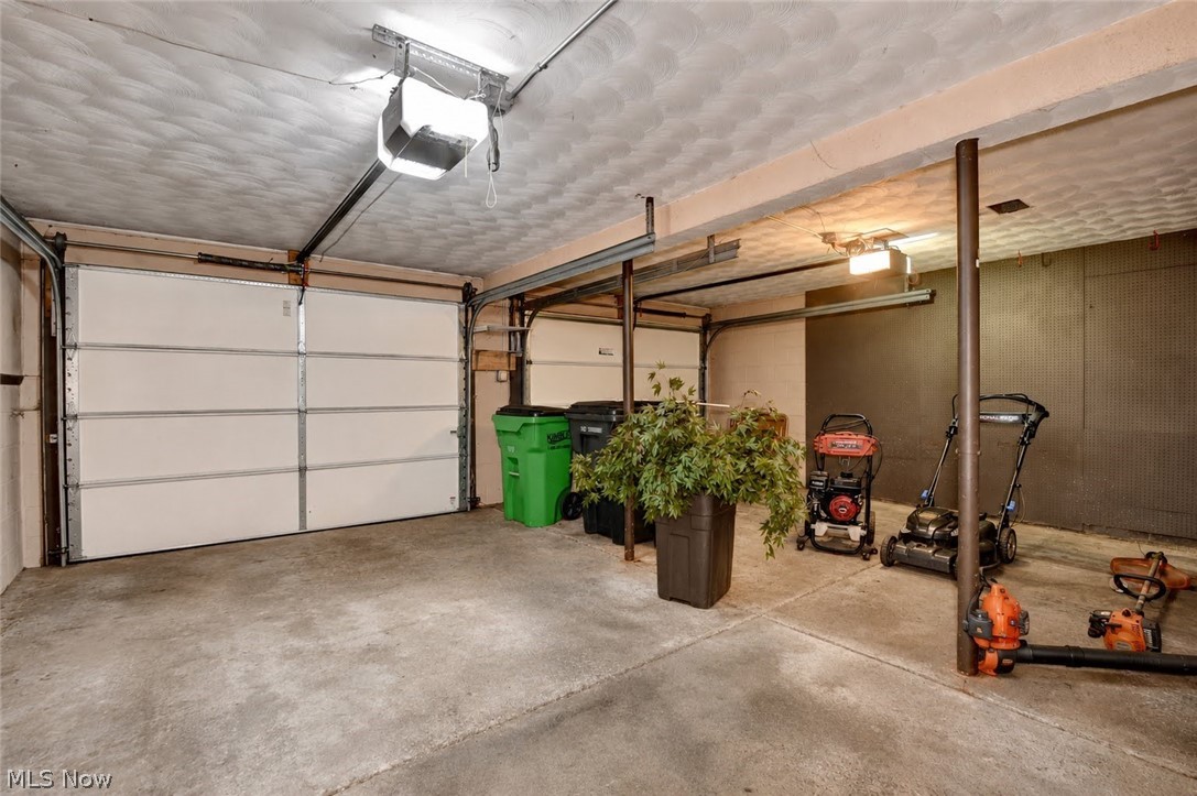 3136 Englewood Drive Property Photo 40