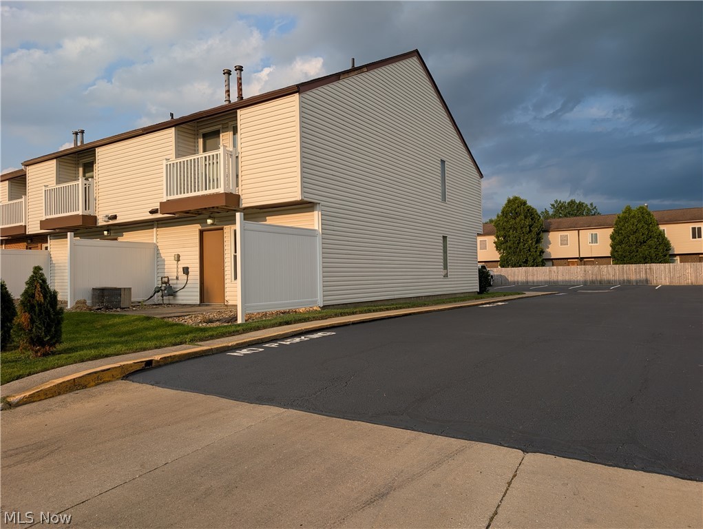 1565 Whitehall Boulevard Property Photo 3