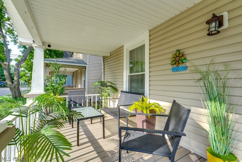77 Devonshire Drive Property Photo 2