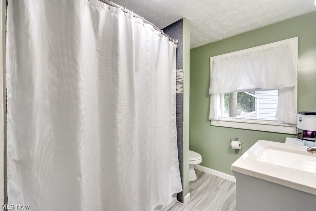 77 Devonshire Drive Property Photo 16