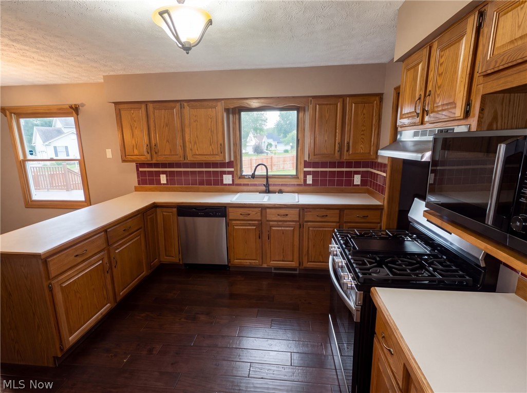 1100 Prescot Avenue Nw Property Photo 2