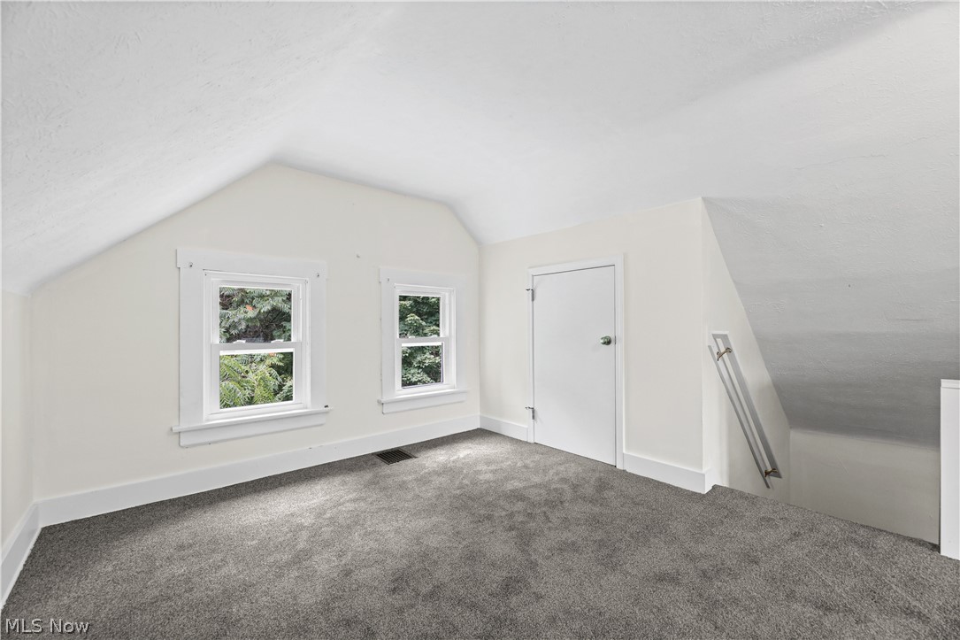 330 Cleveland Street Property Photo 20