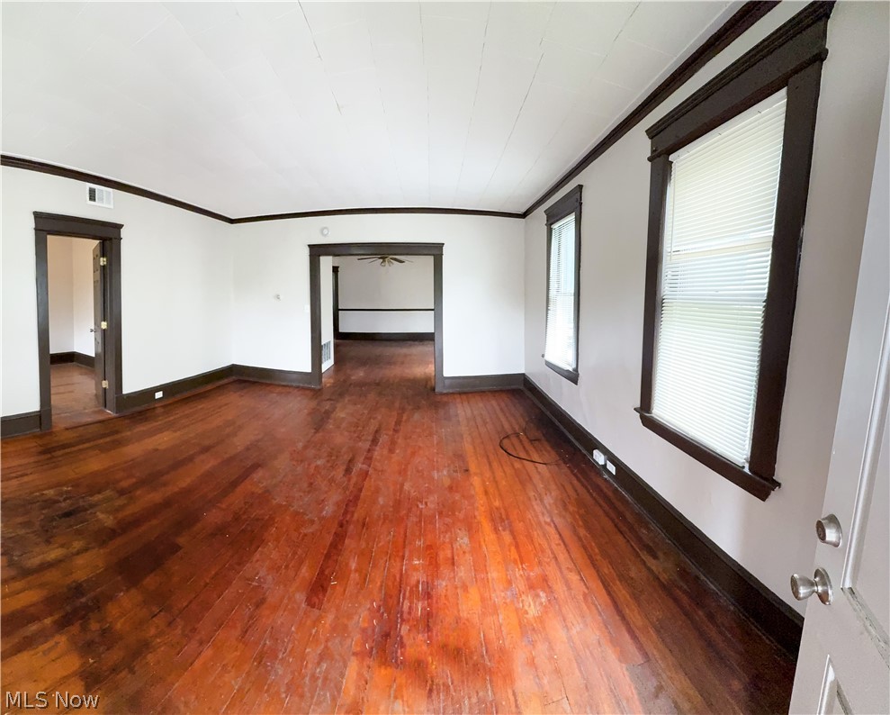 3672 E 48th Street Property Photo 2