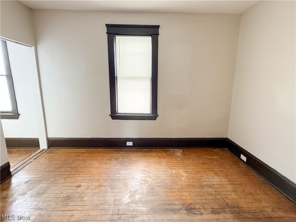 3672 E 48th Street Property Photo 8