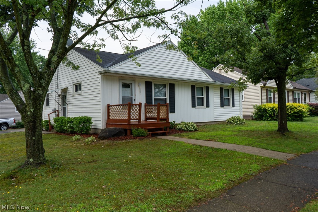 890 Independence Avenue Property Photo 1