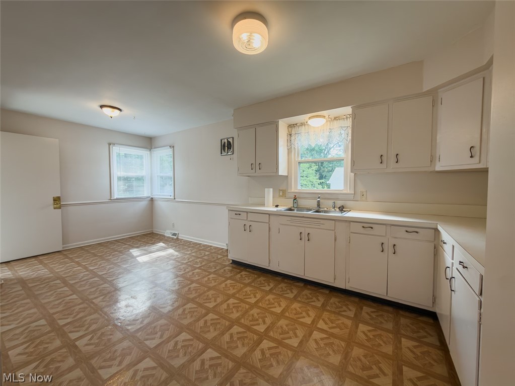 890 Independence Avenue Property Photo 6