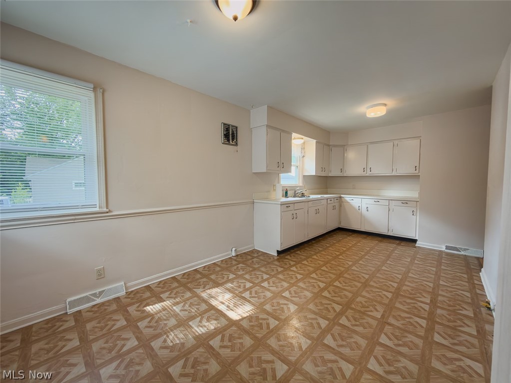 890 Independence Avenue Property Photo 7