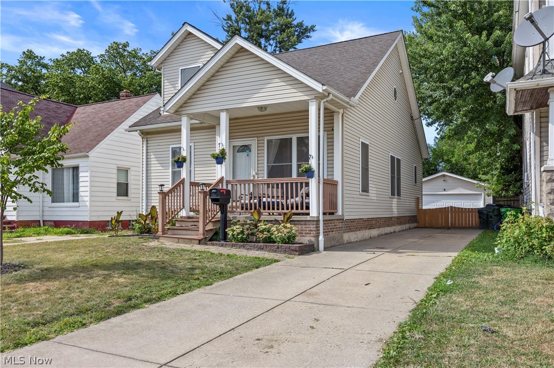 9901 Sladden Avenue Property Photo 1