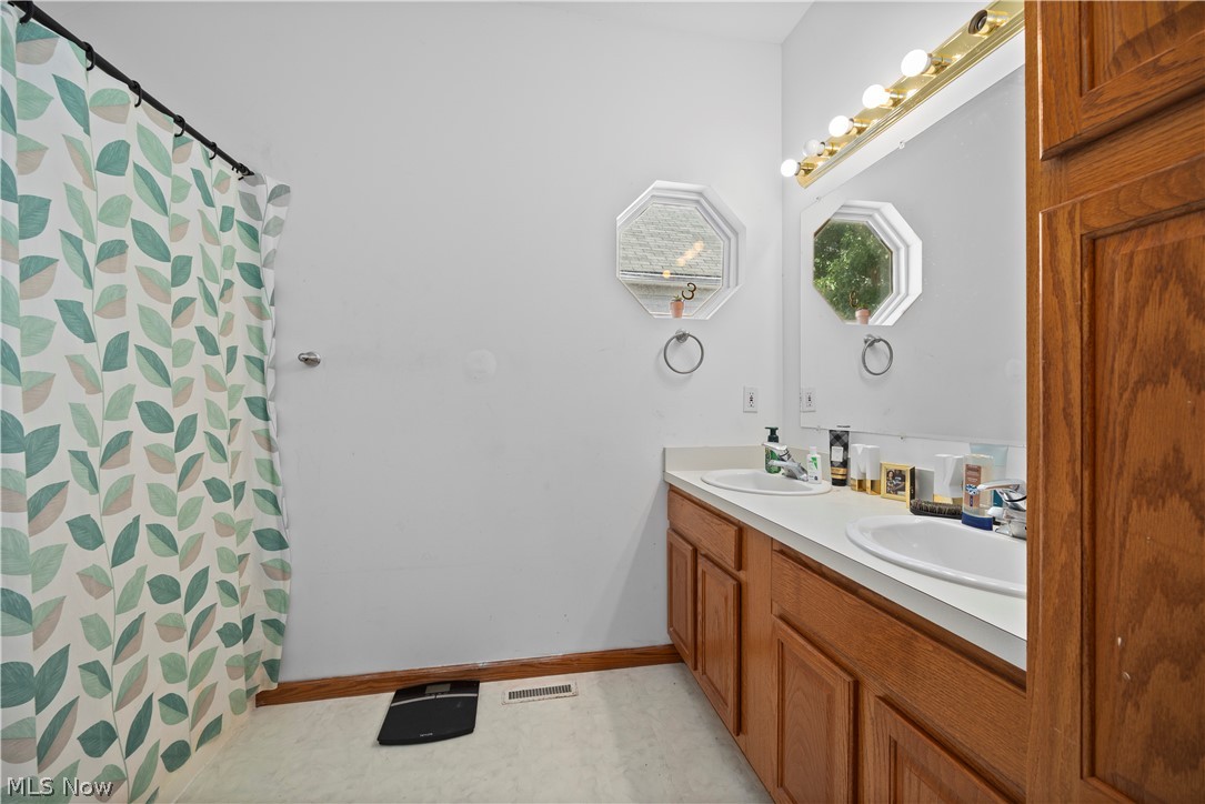 9901 Sladden Avenue Property Photo 30