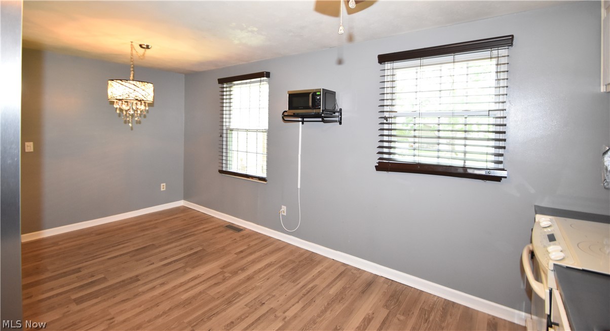 143 Camrose Drive Property Photo 11