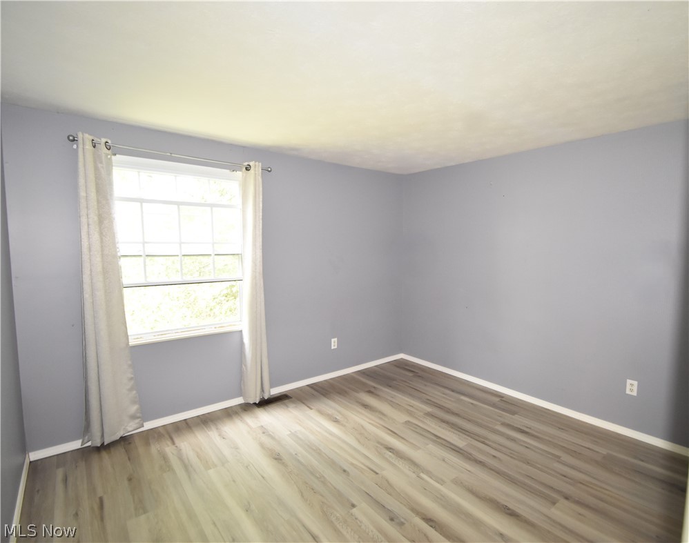 143 Camrose Drive Property Photo 14