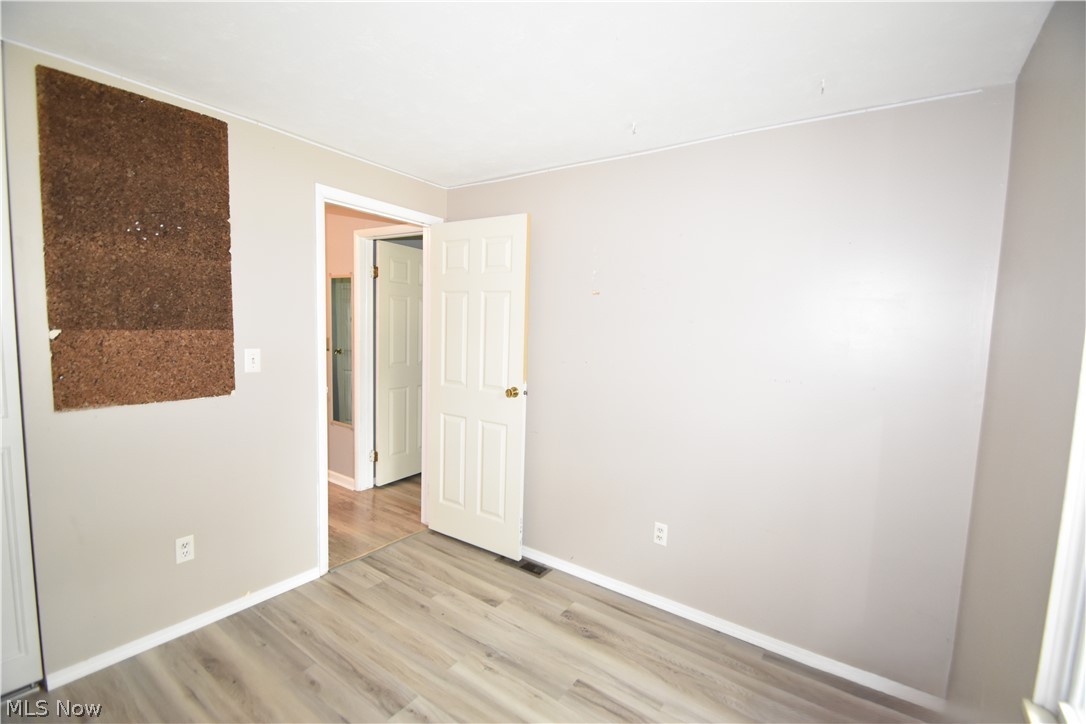 143 Camrose Drive Property Photo 19
