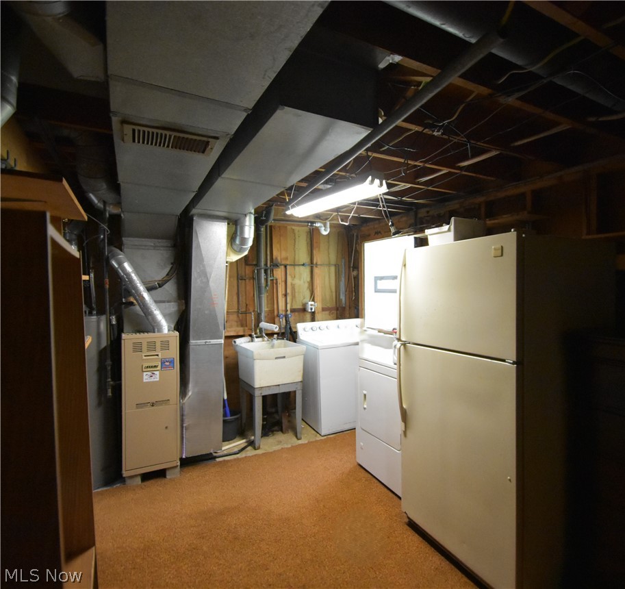 143 Camrose Drive Property Photo 22