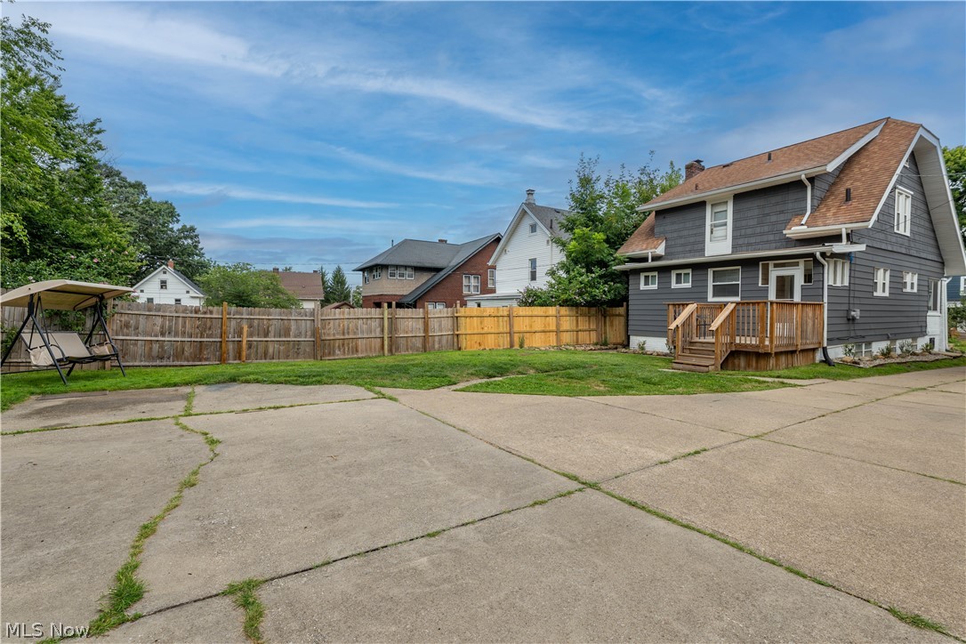 366 Palm Avenue Property Photo 28