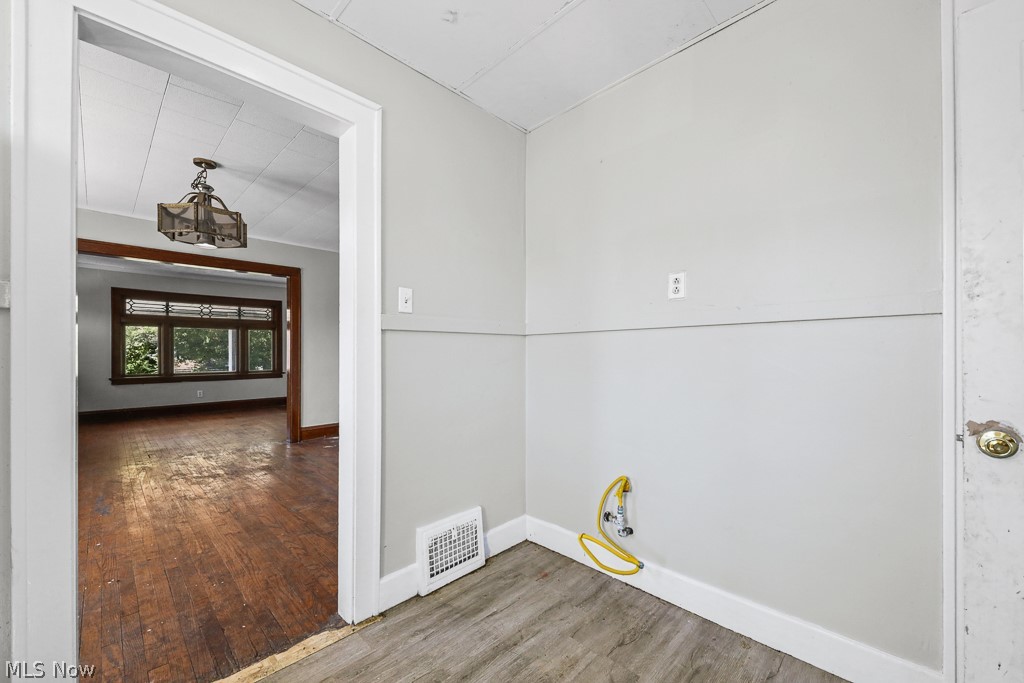 3477 Berea Road Property Photo 15